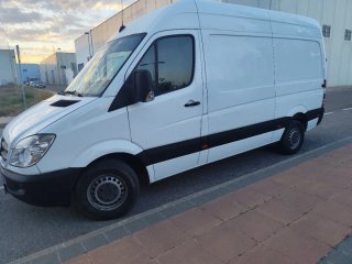 Mercedes-Benz Sprinter 2011