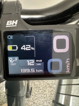 Bicicleta Eléctrica BH ATOM City Wave TS System