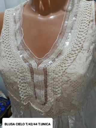 Blusa de encaje beige/talla única 42/44