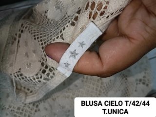Blusa de encaje beige/talla única 42/44