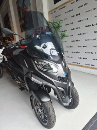Piaggio MP3  530Trike Negro/Gris Automático