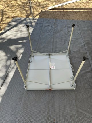 Mesa Plegable Camping de aluminio.