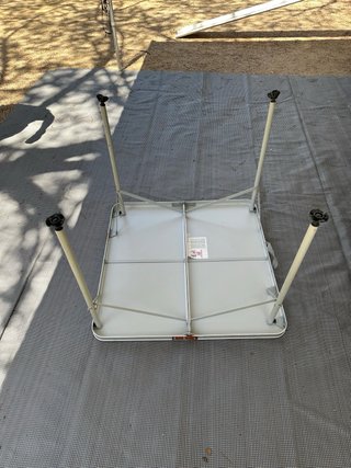 Mesa Plegable Camping de aluminio.