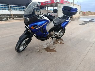 Honda Varadero 1000 Adventure Moto