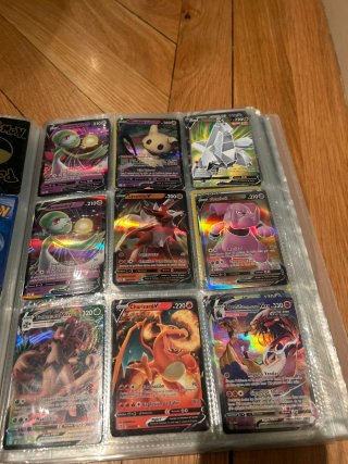 Cartas Pokémon Doradas V VMAX