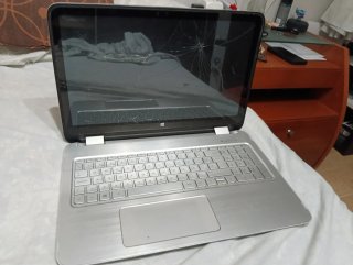 HP Envy x360 Plata