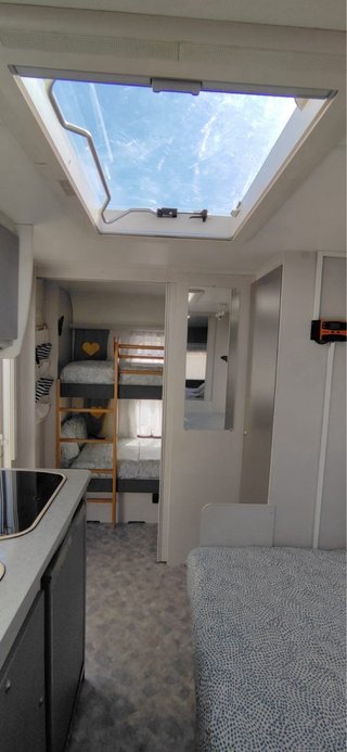 Caravana Burstner City 490 TK 6 plazas