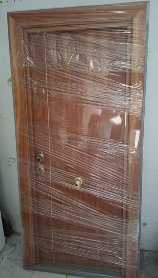 Puerta blindada acorazada