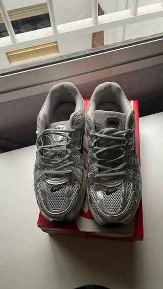 Nike P-6000 Plata Talla 44