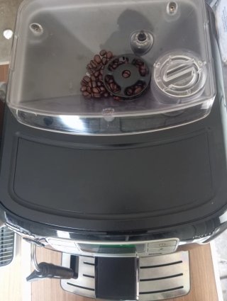 Macchina caffè automatica Saeco Intelia