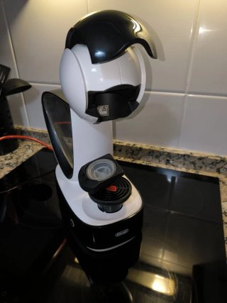 Cafetera Dolce Gusto DeLonghi