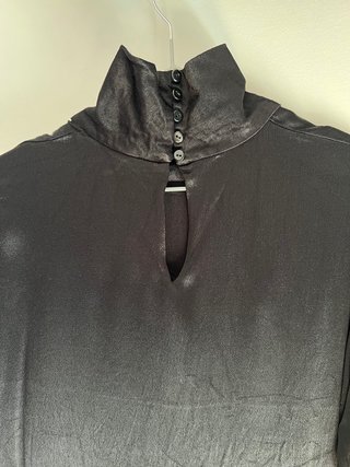 Blusa túnica larga asimétrica de Zara, talla M