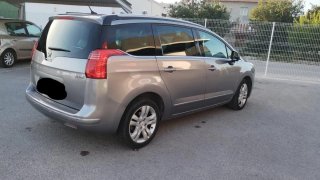 Peugeot 5008 2014
