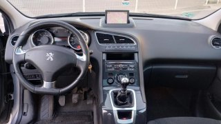 Peugeot 5008 2014