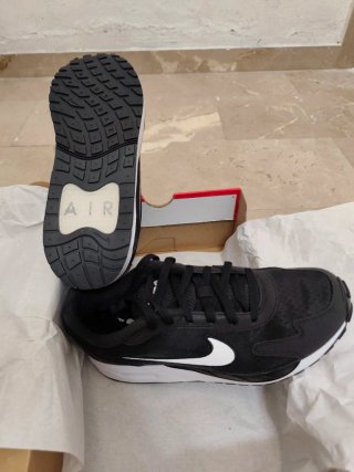 Nike Air Max Solo Negro/Blanco