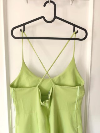 Vestido verde lima tirantes cruzados talla XL