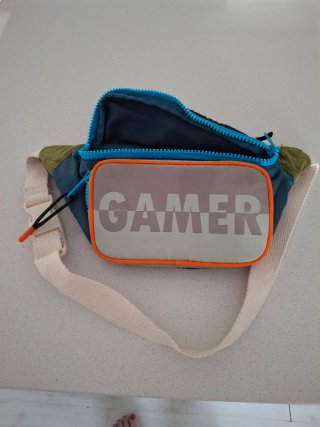 Riñonera Gamer con bolsillo frontal