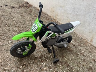 Moto eléctrica infantil verde