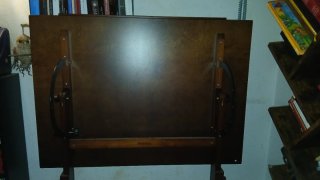 Mesa de dibujo ajustable