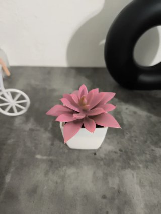 Adorno pequeño planta artificial rosa