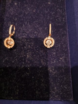 Pendientes Swarovski Dorados y Blancos
