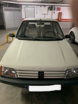 Peugeot 205 1987