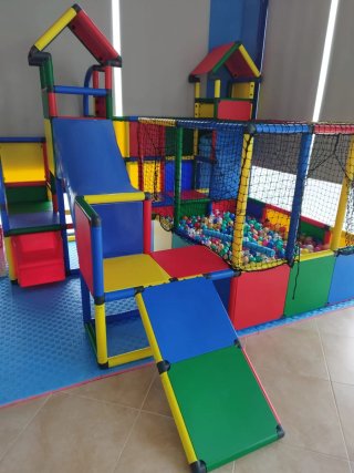 Parque de bolas infantil