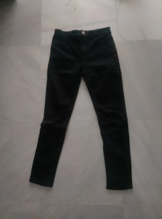Pantalón Negro H&M