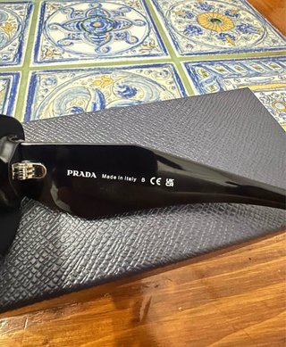 Gafas de sol Prada Negras