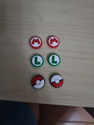 Accesorios Switch Mario y Pokémon