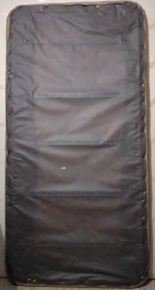 Base tapizada 90x180cm con patas