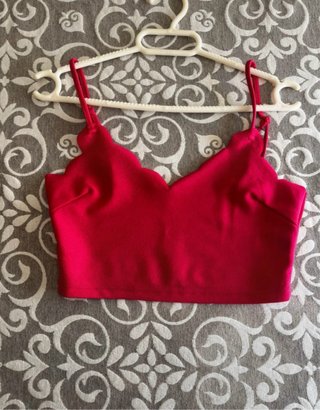 Top corto rosa fucsia tirantes finos