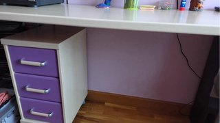 Habitación juvenil con cajones
