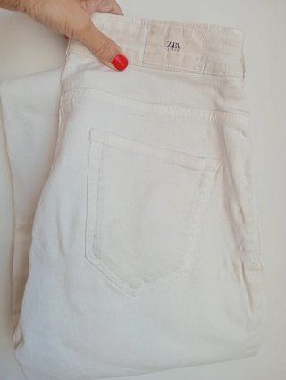 Vaqueros Zara Blancos