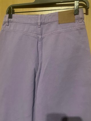 Pantalones lila