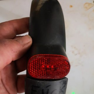Guardabarros patinete eléctrico con piloto