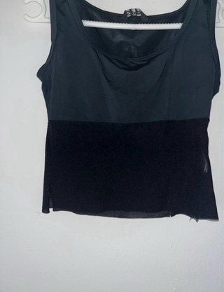 Top negro tirantes con parte inferior transparente