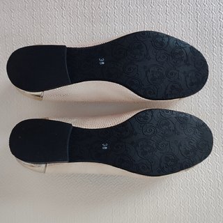 Bailarinas doradas de piel con lazada Nuevas Nº 38
