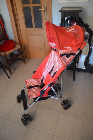 Carrito de paseo para bebé rojo