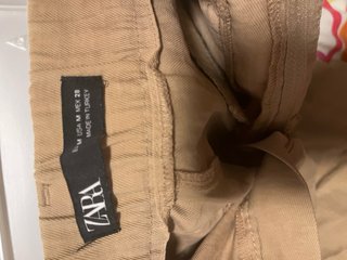 Shorts beige Zara