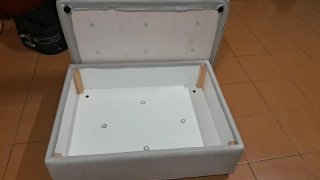 Mueble blanco de tela