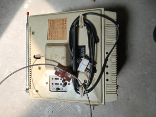 Televisor y Radio Antiguo Crown