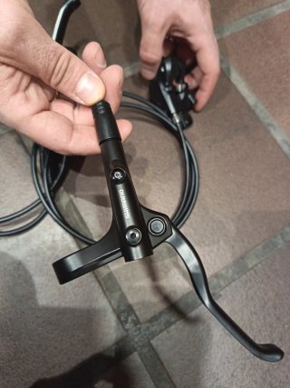 Manetas Freno Hidráulico Shimano BL-MT200