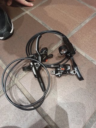 Manetas Freno Hidráulico Shimano BL-MT200