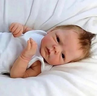 Bebé reborn silicona