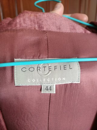 Chaqueta larga morada fiesta