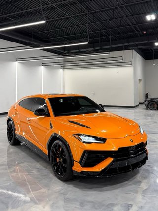 Lamborghini Urus 2024