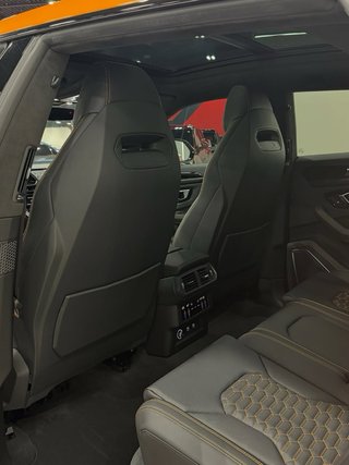 Lamborghini Urus 2024