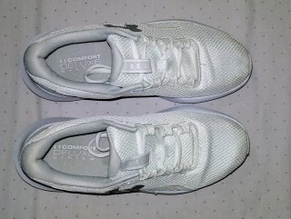 Zapatillas Under Armour Charged Surge 4 Gris/Blanc