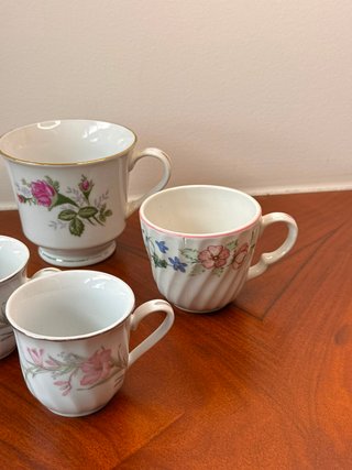 Conjunto 4 Tazas Porcelana Flores